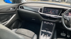 Vauxhall Grandland 1.5 Turbo D Ultimate 5dr Auto Diesel Hatchback